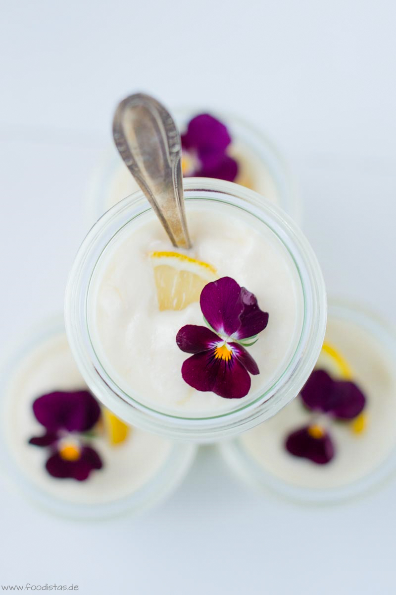 Joghurt-Zitronen-Mousse › foodistas.de