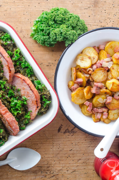 Grünkohl Auflauf mit Kasseler und knusprigen Bratkartoffeln, Grünkohl ...