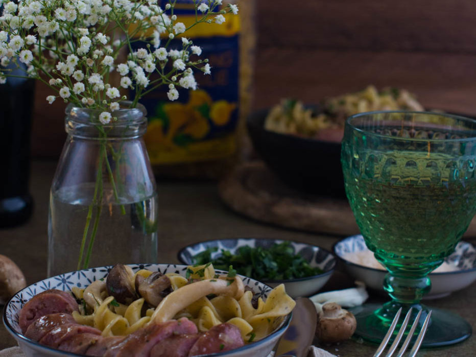 Pilzpasta mit würziger Salsiccia