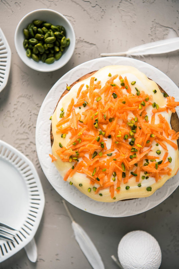 Karotten Eierlikör Kuchen mit Schmand Topping