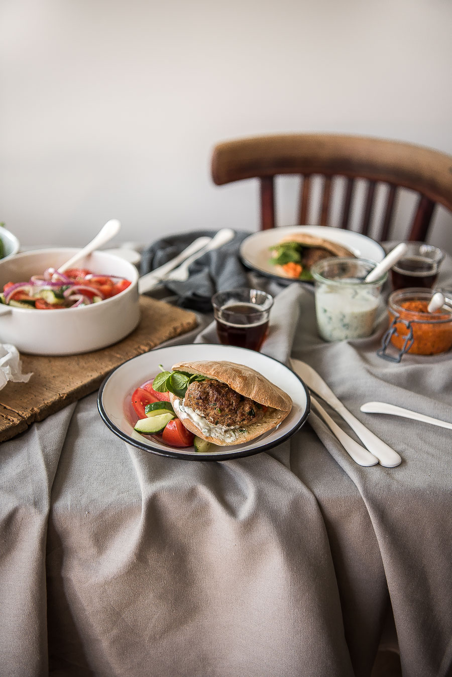 Foodistas Köfte im Pitabrötchen