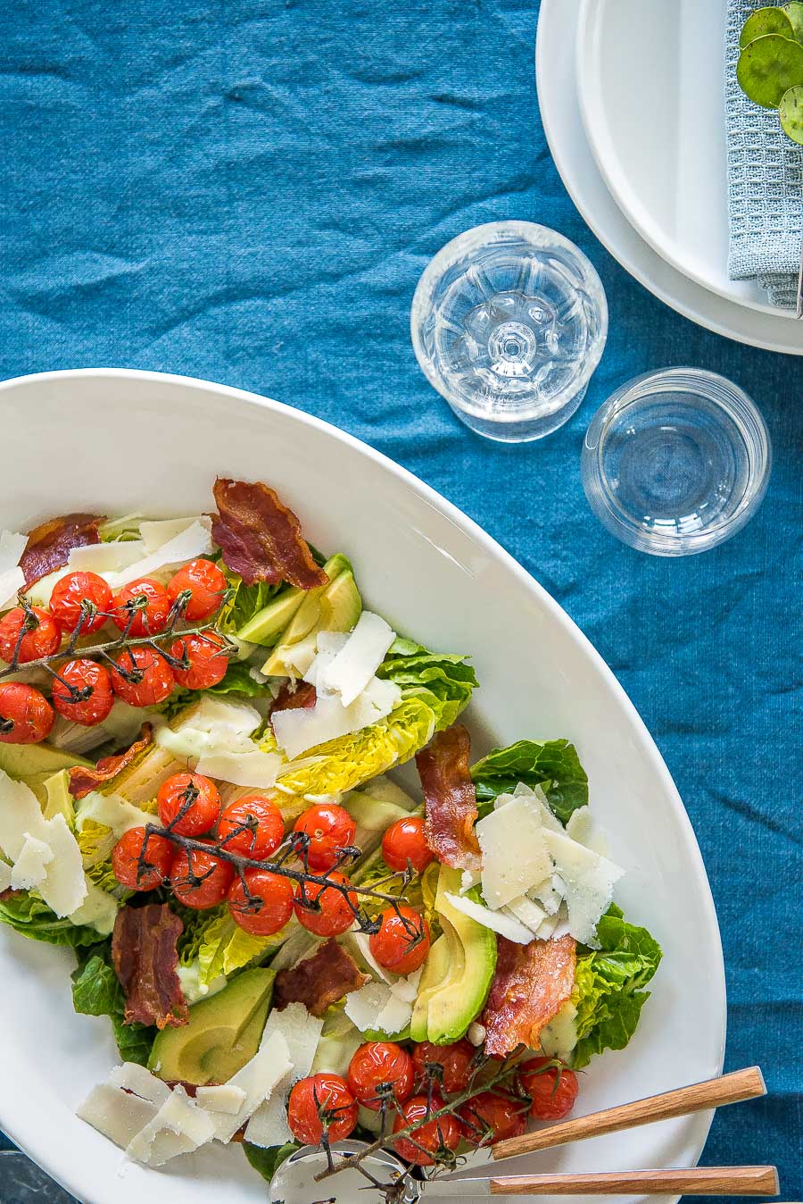 Salatherzen mit Bacon und im Ofen gerösteten Tomaten von den Foodistas