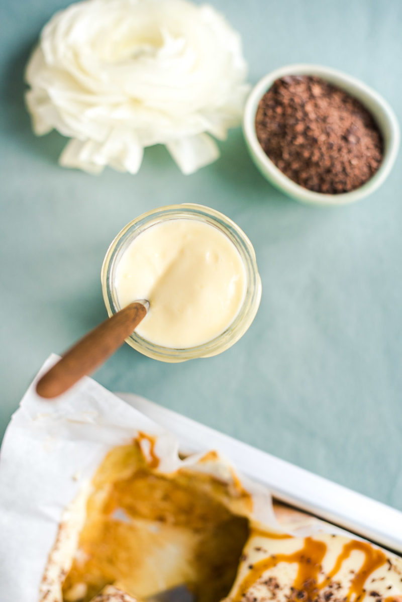 Buttermilch Bananen-Kuchen mit Karamell und Frischkäse Frosting ...