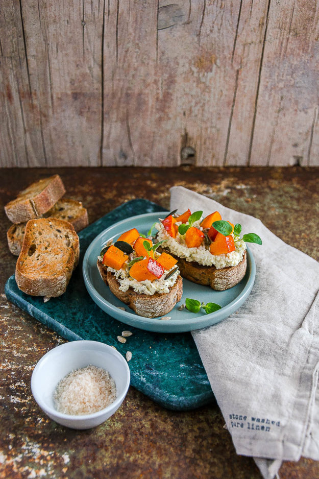 Kürbis Crostini