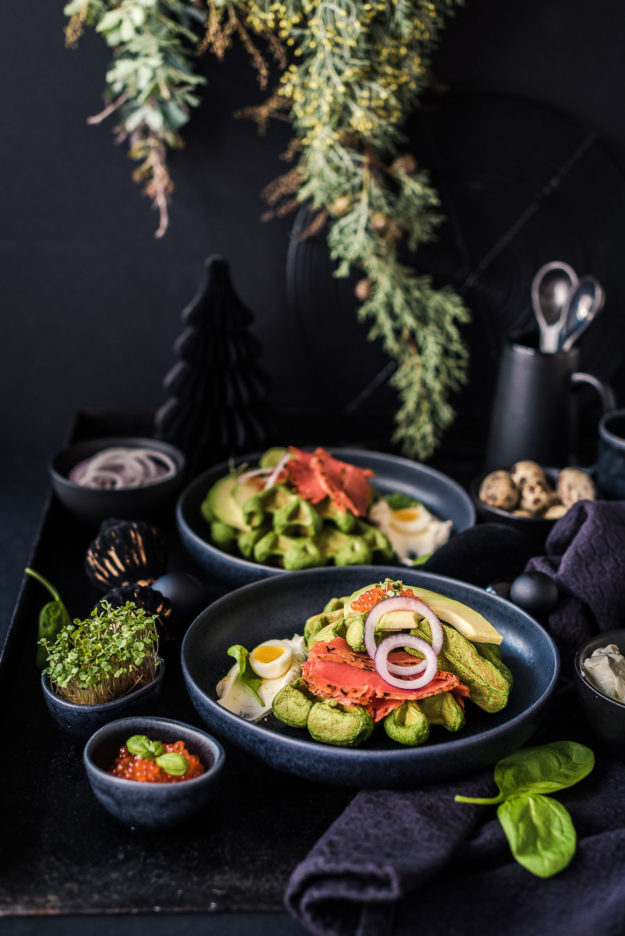 Spinatwaffeln mit Flammlachs