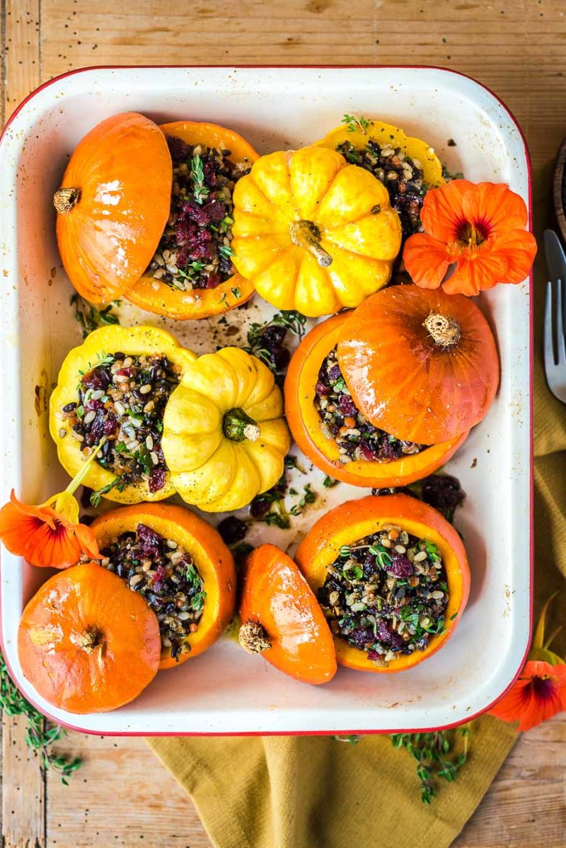 Rezept gefüllter Kürbis, Herbst Rezepte, vegetarische Rezepte › foodistas.de