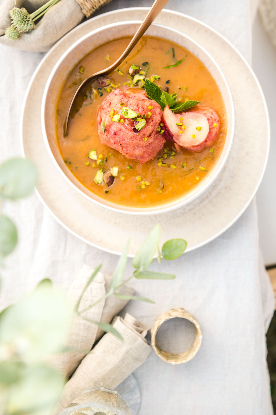 Rezept Pfirsich Kaltschale dazu ein erfrischendes Sorbet mit Minze ...